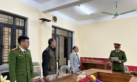 3 giáo viên dạy lái xe bị khởi tố vì thu học phí quá quy định