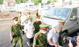 Vụ ‘thâu tóm’ đất vàng ở Bình Dương: Nhóm bị cáo mang toàn bộ gia sản ra khắc phục hậu quả 