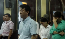 Người bệnh sử dụng thuốc giả nhãn mác Heath 2000 Canada, ai chịu trách nhiệm? 