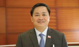 Ông Lê Đức Thọ nhận hối lộ hơn 1 triệu đô la, xe sang và đồng hồ xa xỉ