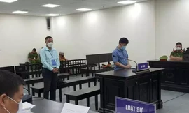 Lừa xin việc, hai cựu giảng viên lĩnh 19 năm tù