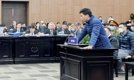 Vụ Công ty AIC: Bị cáo bị đe dọa đuổi việc nếu để trượt thầu