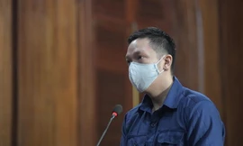 Vụ bé gái 8 tuổi bị 'dì ghẻ' bạo hành tử vong: Tòa tối cao nói về tội danh của người cha