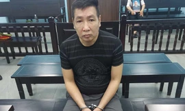 Bị đòi 5 triệu đồng trước mặt nhiều người, về nhà lấy dao đâm chết chủ nợ