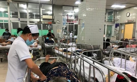 Cấp cứu bệnh nhân dịp tết tại Bệnh viện ở TPHCM