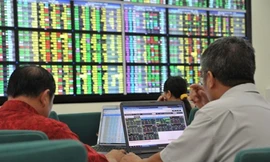 Nhà đầu tư kỳ vọng chứng khoán sẽ chinh phục đỉnh 1.000 điểm