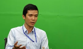 TS Vòng Bính Long đam mê nghiên cứu khoa học để tìm phương pháp mới trong điều trị y khoa