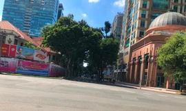 TPHCM tiếp tục giãn cách thêm 2 tuần để phòng COVID-19