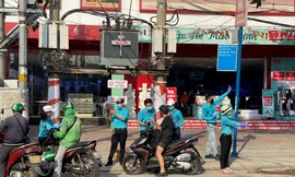 Nước rửa tay nhanh được tặng miễn phí ở Sài Gòn