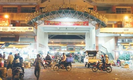 Chợ đầu mối Hóc Môn sẽ tạm dừng 7 ngày do liên quan COVID-19