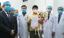 Ca đầu tiên mắc COVID-19 tại Việt Nam trong ngày xuất viện