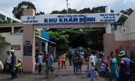 Bé trai 4 tuổi nghi bị bạo hành đã tử vong trước khi được chuyển đến Bệnh viện Nhi đồng 1