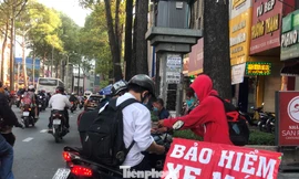 Tiếp tục kiến nghị bỏ bắt buộc mua bảo hiểm xe máy