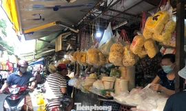 Các mặt hàng phục vụ nhu cầu ăn chay, cúng rằm đắt hàng