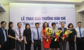 Lần đầu tiên, Hiệp hội Bảo hiểm Việt Nam trao giải báo chí viết về lĩnh vực bảo hiểm nhân thọ