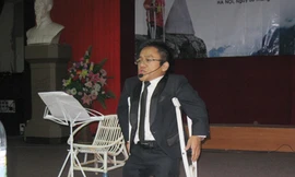 Giấc mơ từ thiện của 'chàng trai tí hon'