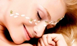 Làm trắng da với 3 loại trái cây ngọt lịm