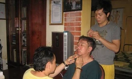 Chữa bệnh văn phòng bằng võ công