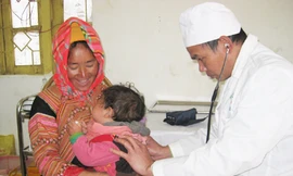 Giờ bà con dân tộc đã tin và tự tìm đến bác sĩ