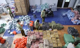 La liệt hàng mỹ phẩm, thực phẩm chức năng, thời trangkhông rõ nguồn gốc được kinh doanh chủ yếu trên nền tảng thương mại điện tử.