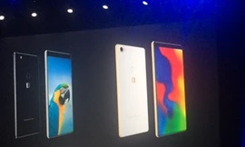 Bphone 3 phiên bản thường có giá 6,99 triệu đồng