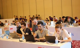 Các đội tham gia cuộc thi