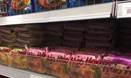 Theo Thương vụ Việt Nam tại Anh, Mỳ Hảo Hảo hiện vẫn đang được bày bán tại London 