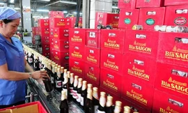 Sabeco sẽ chia thành hai đợt tạm ứng, đợt 1 tạm ứng 15% cổ tức vào tháng 10/2018 và đợt 2 tạm ứng 20% vào tháng 12/2018.