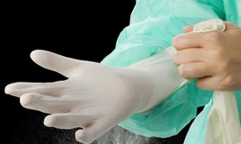 Tạm ngừng kinh doanh tạm nhập, tái xuất mặt hàng khẩu trang y tế, găng tay y tế và bộ trang phục phòng, chống dịch từ ngày 15/3 đến hết ngày 31/12/2022.