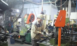 Nhiều doanh nghiệp lĩnh vực công nghiệp hỗ trợ ở Hà Nội đang gặp nhiều khó khăn về vốn do tác động của dịch COVID-19 kéo dài. Ảnh: Như Ý