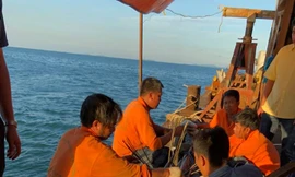 Sau 10 ngày bị sự cố cáp ngầm, Cô Tô được cấp điện trở lại.