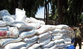 Nhiều trường hợp, đường cát lậu được gỡ bỏ bao bì của nước sản xuất rồi sử dụng bao bì, nhãn mác của nhà máy, công ty đường trong nước trước khi mang đi tiêu thụ