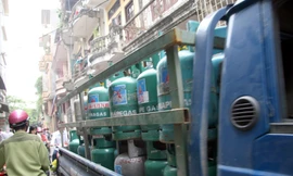 Gas bán lẻ tăng 27.000 đồng/bình