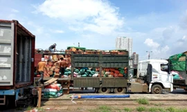 Số nông sản và hàng hoá được tỉnh Sơn La và các lãnh đạo Cục, Vụ của Bộ Công Thương thực hiện để đưa vào TPHCM hỗ trợ người dân vùng dịch