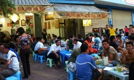 Hiệp hội Bia, Rượu, Nước giải khát Việt Nam (VBA) cho rằng cần xem xét lại tính khả thi của các quy định trong dự thảo luật như: Đề xuất hạn chế hoạt động quảng cáo, tài trợ đối với bia hay đề xuất hạn chế thời gian và địa điểm