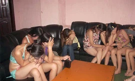 Chiêu kích dục trá hình của 'yêu nữ' Đà thành