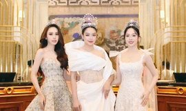 Hoa hậu Thanh Thủy đẹp tựa nữ thần tại thảm đỏ Chung kết Hoa hậu Việt Nam 2024