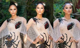 Hoa hậu H’Hen Niê hóa “người nhện” ấn tượng, làm vedette trong show diễn trang phục dạ hội