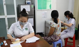 Sau thời gian cạn kiệt vắc xin, hơn 8.000 liều 5 trong 1 đã về đến TPHCM