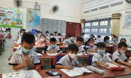 Yêu cầu trường học tại TPHCM 'kích hoạt' các hoạt động phòng chống COVID-19