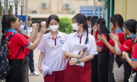 Khi nào 2,5 triệu học sinh TPHCM bước vào năm học mới?