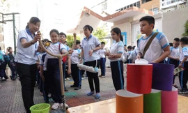 TPHCM soạn giải pháp chống 'chạy' hộ khẩu, học trái tuyến
