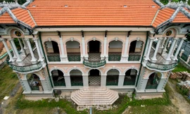 TPHCM 24/7: Biệt thự 'khủng' của bà Trương Mỹ Lan nhìn từ trên cao; Sẽ có 3 chợ đêm ở quận 7