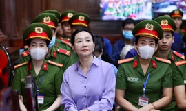 Bà Trương Mỹ Lan đề nghị giữ biệt thự 700 tỷ đồng 'để bảo tồn'; Tin mới vụ giết người, phân xác ngày 29 Tết