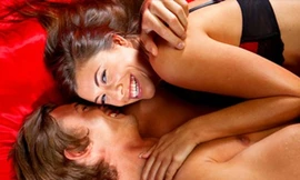 Hâm nóng kỳ nghỉ dài bằng chuyện ‘yêu’ nồng nhiệt