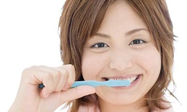 Đánh răng nhiều cũng gây hại