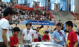 Thi Robothon quốc gia lần đầu tiên cho học sinh tiểu học