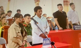 Các bị cáo tại tòa. Ảnh: Duy Chiến 