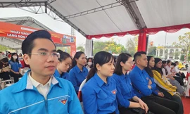 Giới trẻ xứ Lạng hào hứng với sách và văn hóa đọc