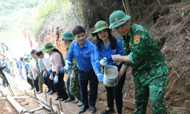 Sôi nổi ngày hội thanh niên công nhân Lạng Sơn 